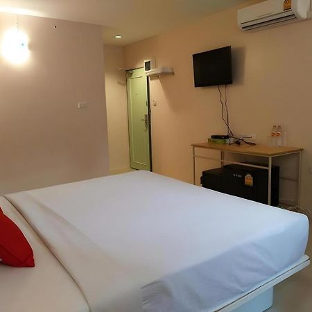 Bird Room Hotel - Pratunam Bangkok Luaran gambar