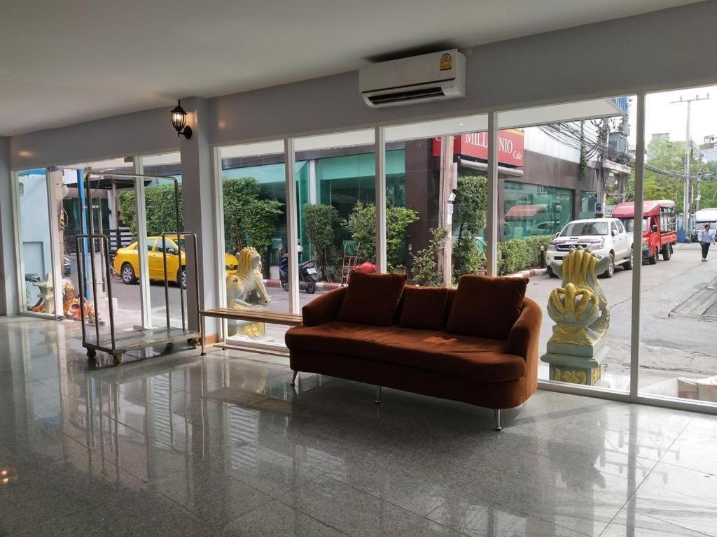 Bird Room Hotel - Pratunam Bangkok Luaran gambar