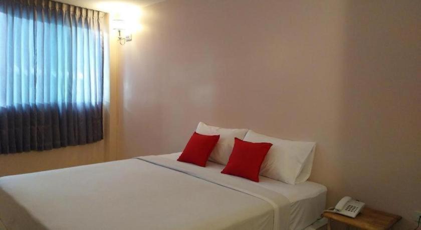 Bird Room Hotel - Pratunam Bangkok Luaran gambar