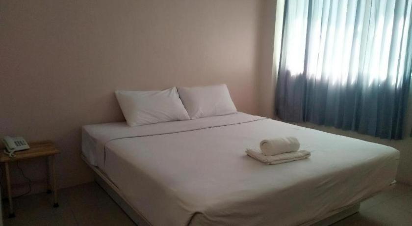 Bird Room Hotel - Pratunam Bangkok Luaran gambar