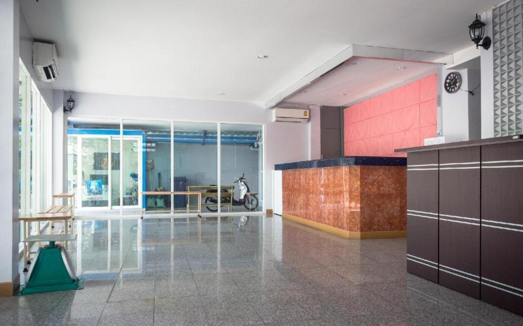 Bird Room Hotel - Pratunam Bangkok Luaran gambar